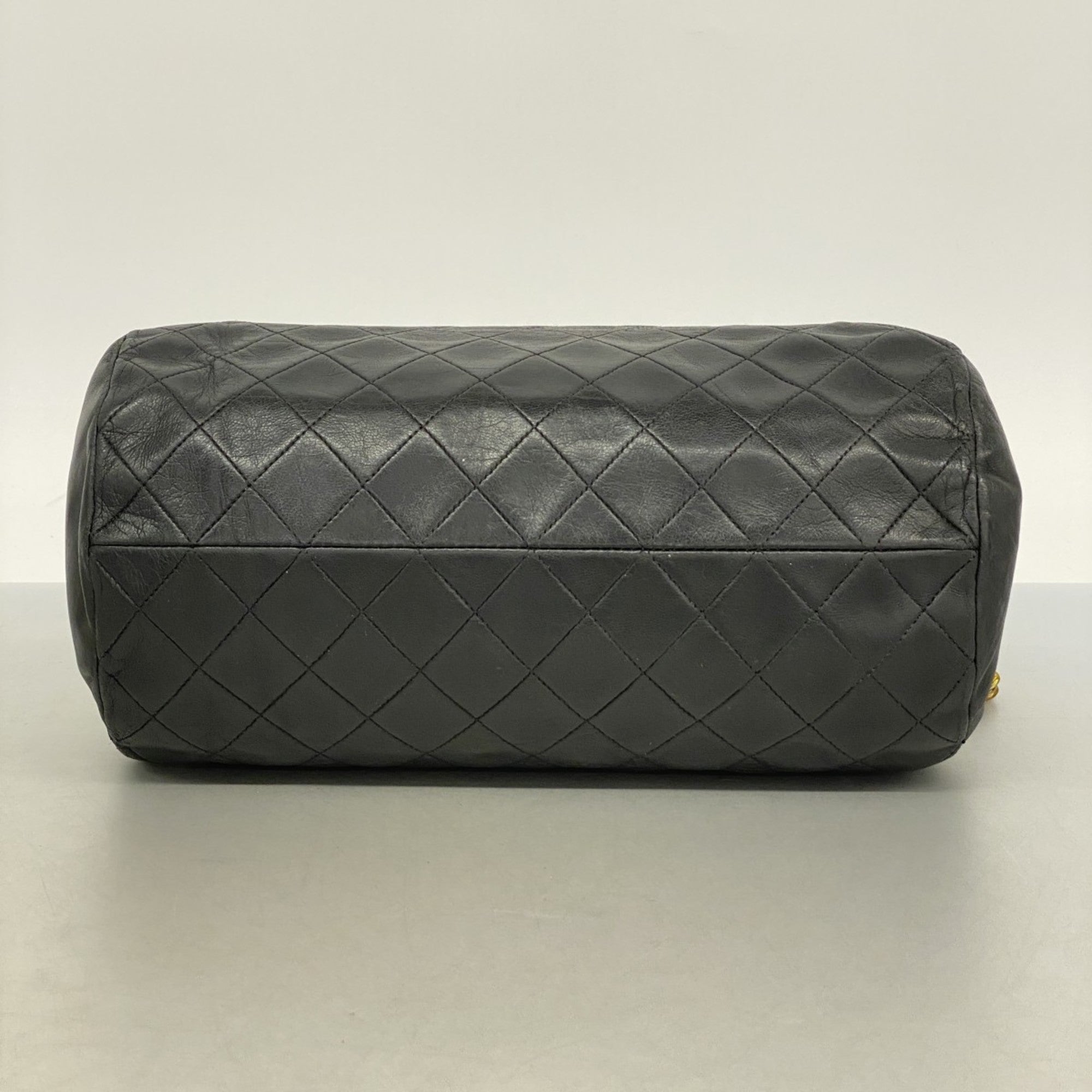 Vintage Front Pocket Shoulder Bag Quilted Lambskin Medium