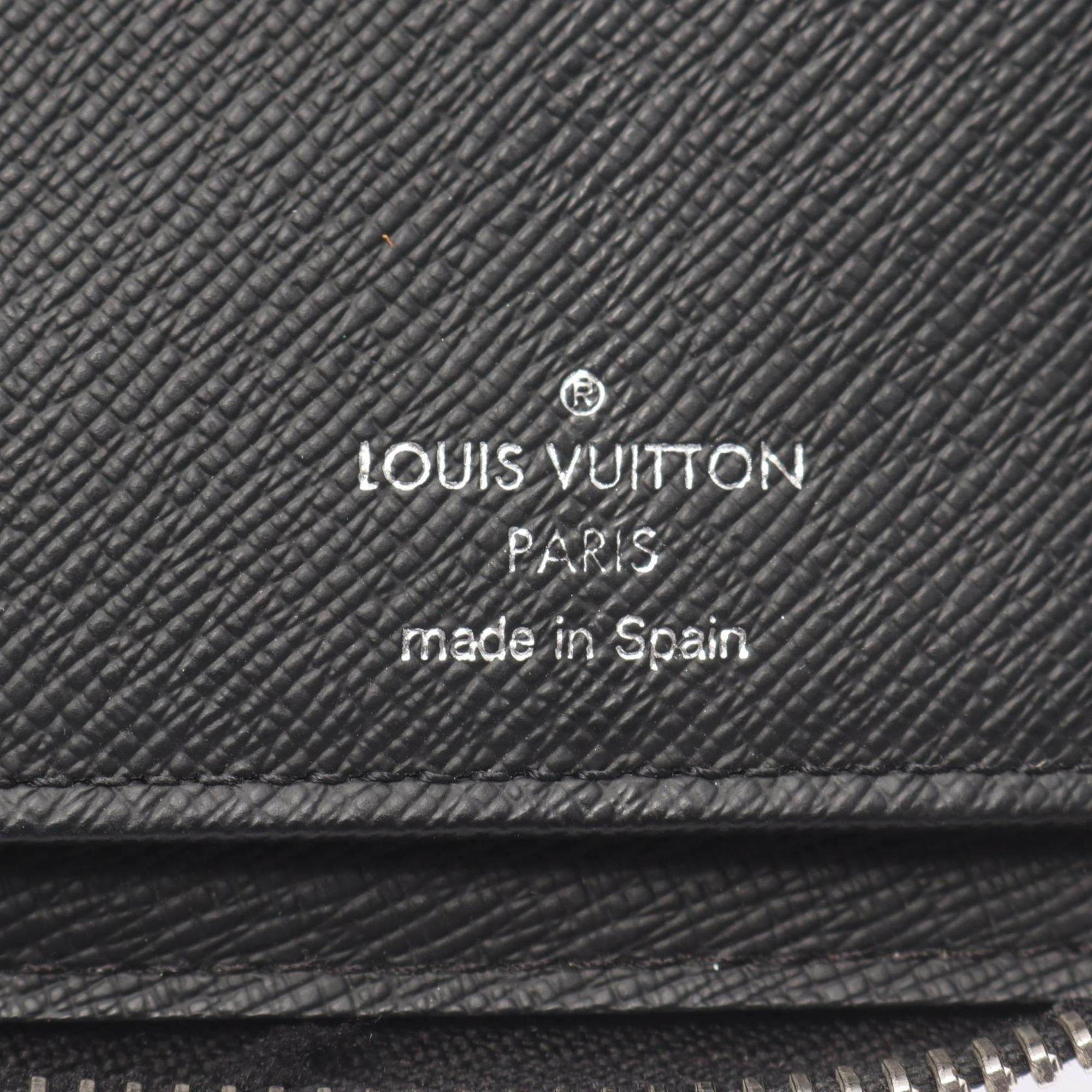 Louis Vuitton Taiga Black Taiga Leather Long Wallet (Bi-Fold) (Pre-Owned)