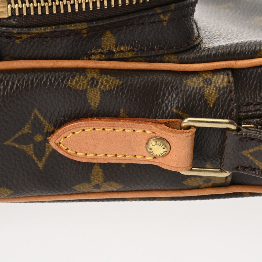 Louis Vuitton Brown Monogram Monogram Shoulder Bag (Pre-Owned)