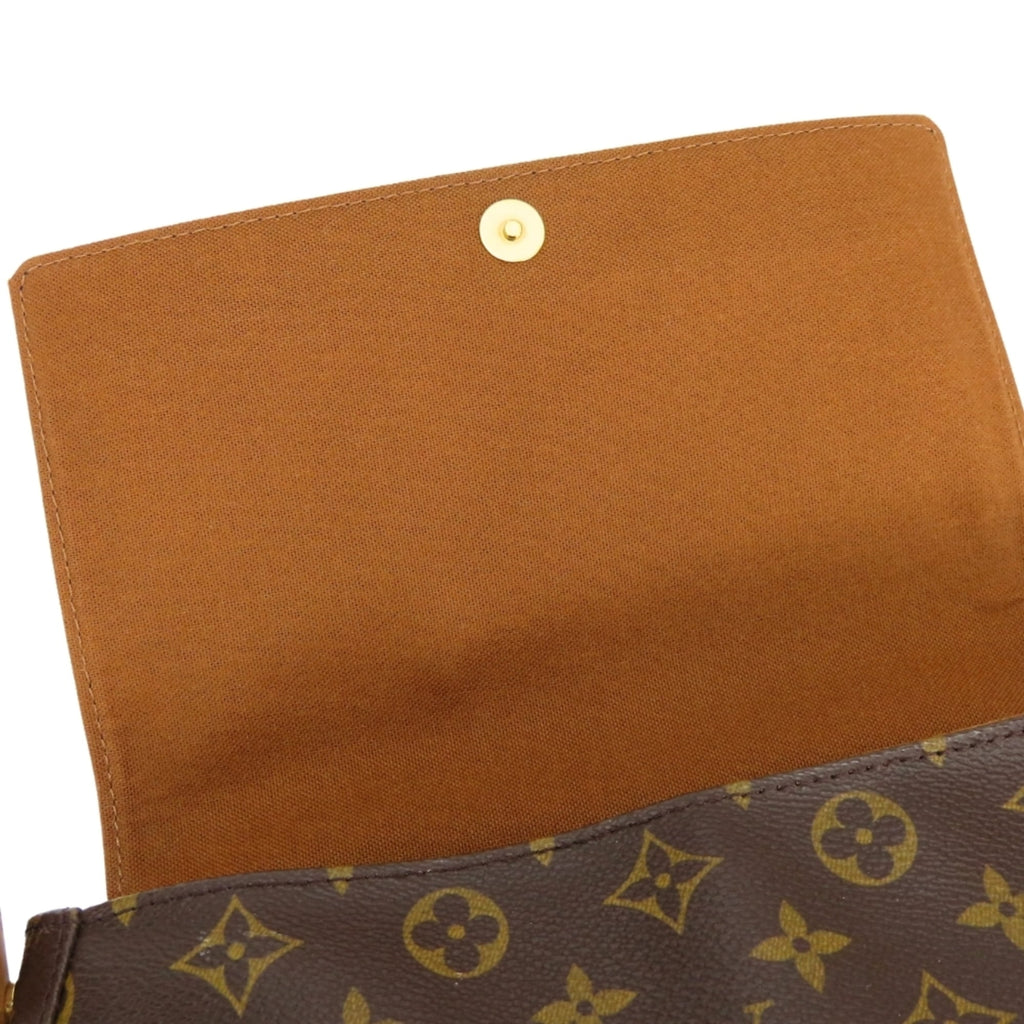 Louis Vuitton Brown Monogram Monogram Shoulder Bag (Pre-Owned)