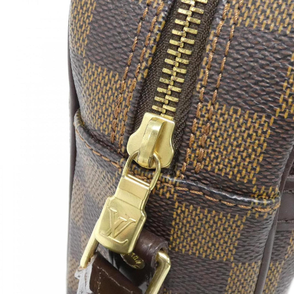Louis Vuitton Brown Coated Canvas Shoulder Bag (Pre-Owned)