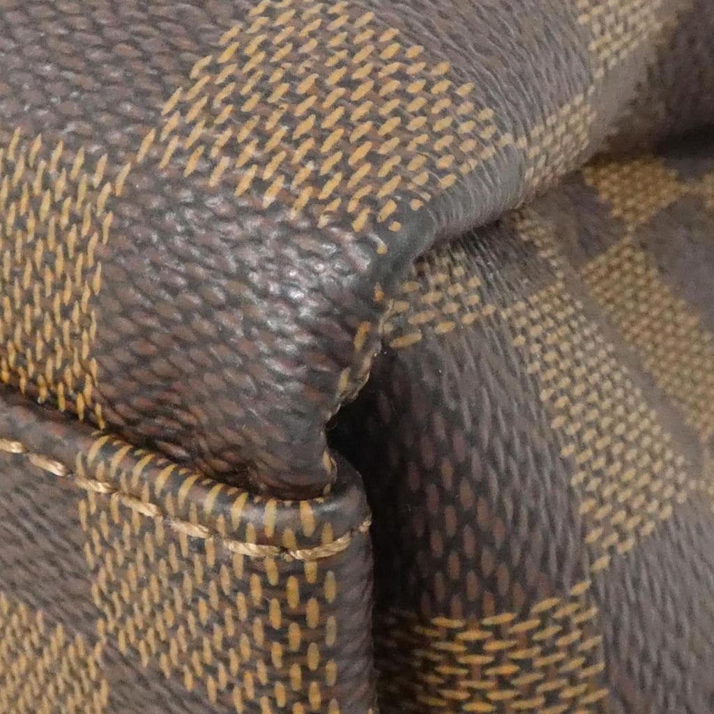 Louis Vuitton Brown Coated Canvas Handbag (Pre-Owned)