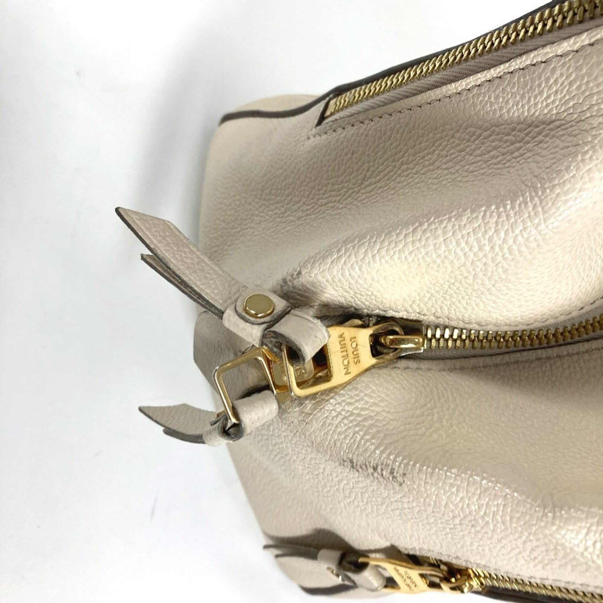 Louis Vuitton Monogram Empreinte Neige White Monogram Empreinte Handbag Tote Bag (Pre-Owned)