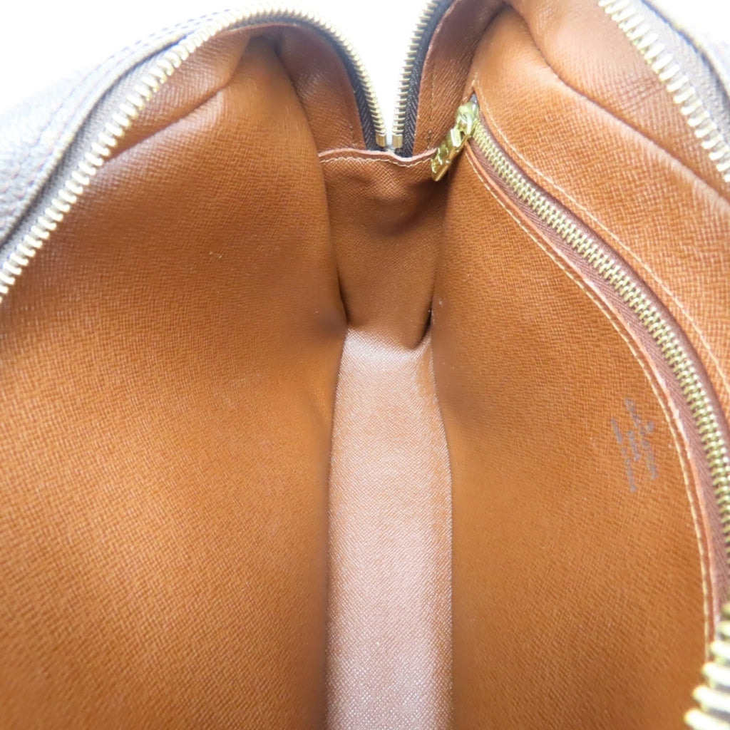 Louis Vuitton Brown Monogram Monogram Shoulder Bag (Pre-Owned)