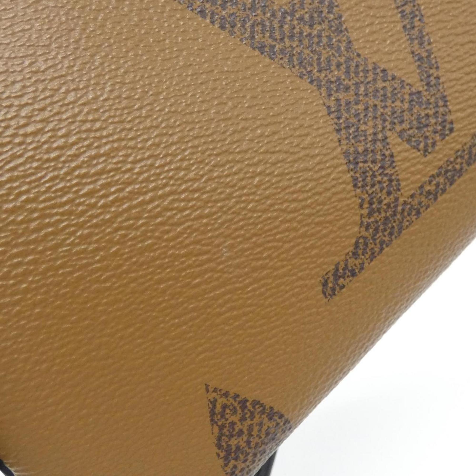 Louis Vuitton Marron Coated Canvas Pochette Shoulder Bag (Pre-Owned)