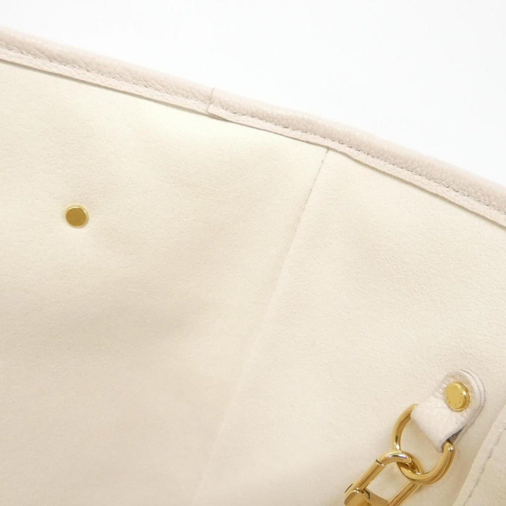 Louis Vuitton Beige Leather Handbag (Pre-Owned)