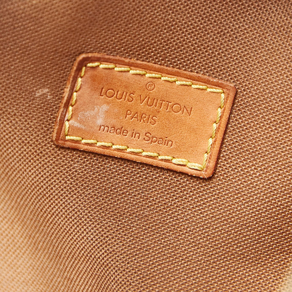 Louis Vuitton Brown Pvc Leather Sling Bag (Pre-Owned)