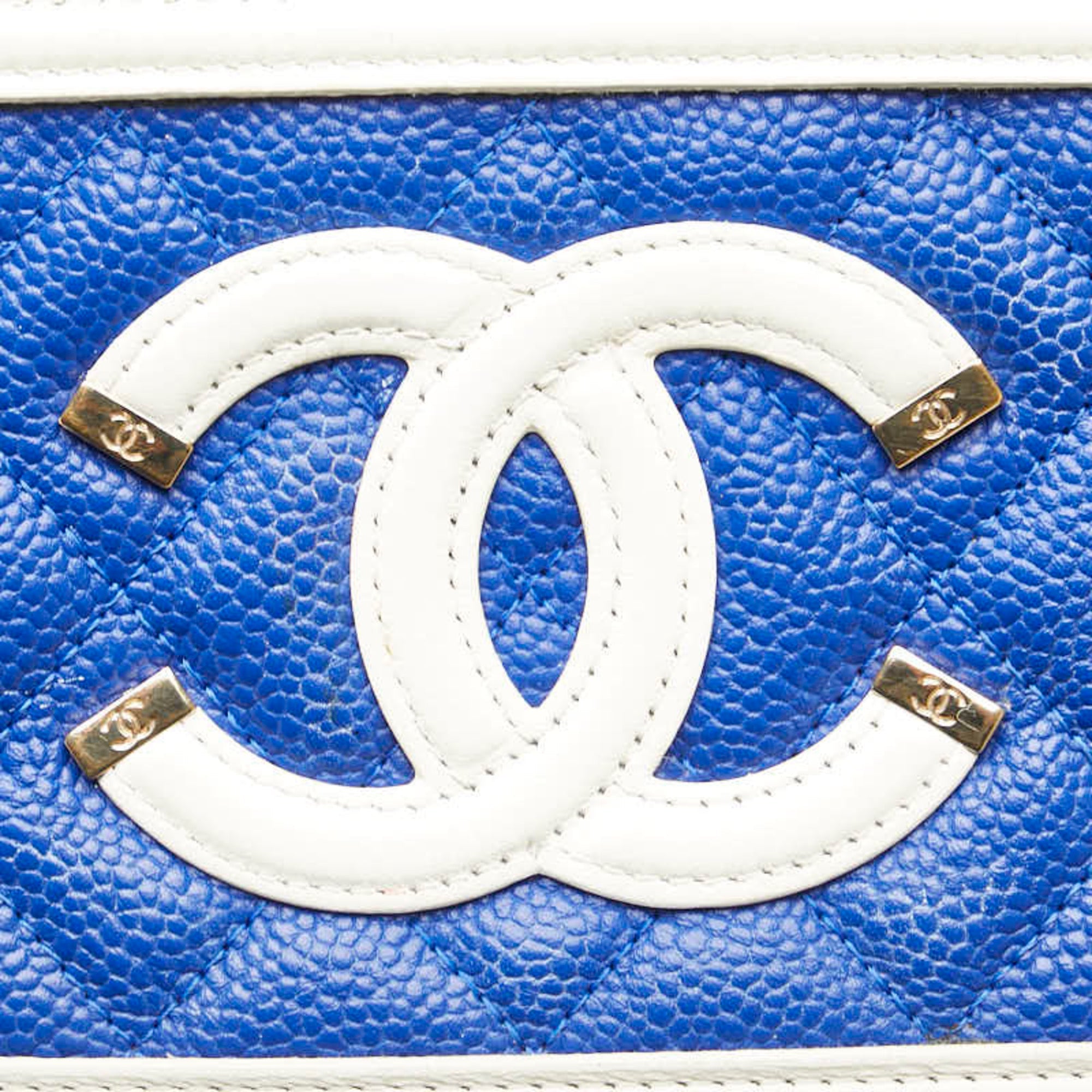 Filigree Double Zip Clutch with Chain Quilted Caviar