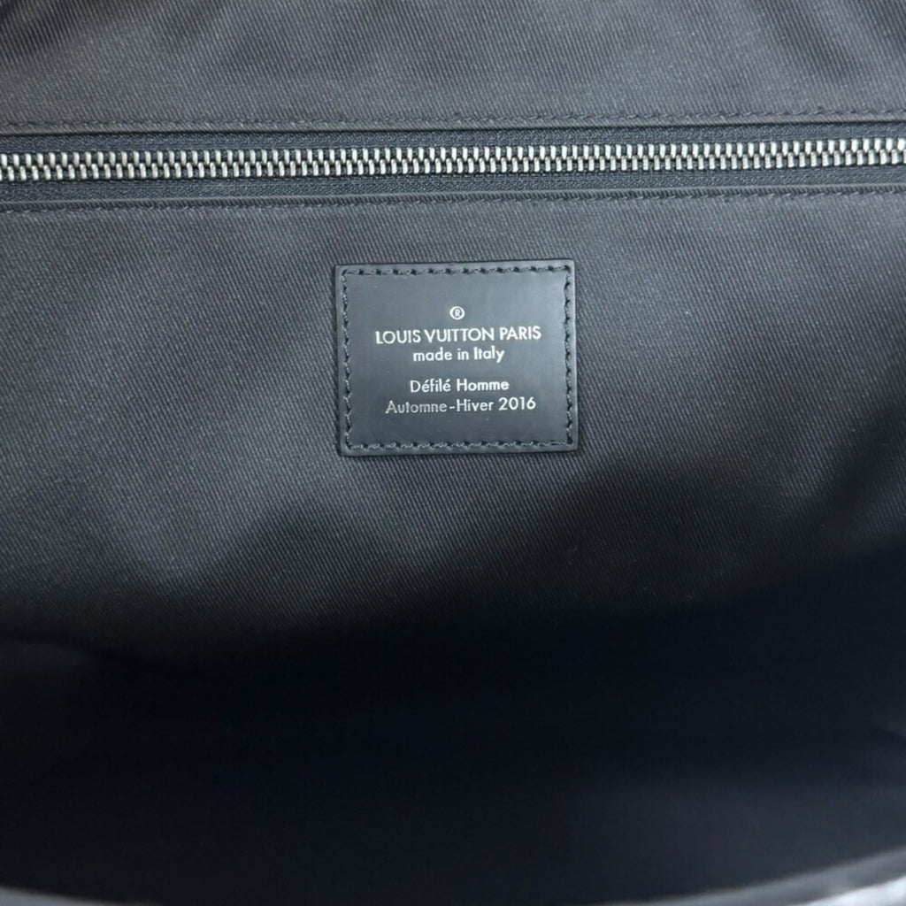 Louis Vuitton Black Gray Monogram Eclipse Shoulder Bag (Pre-Owned)