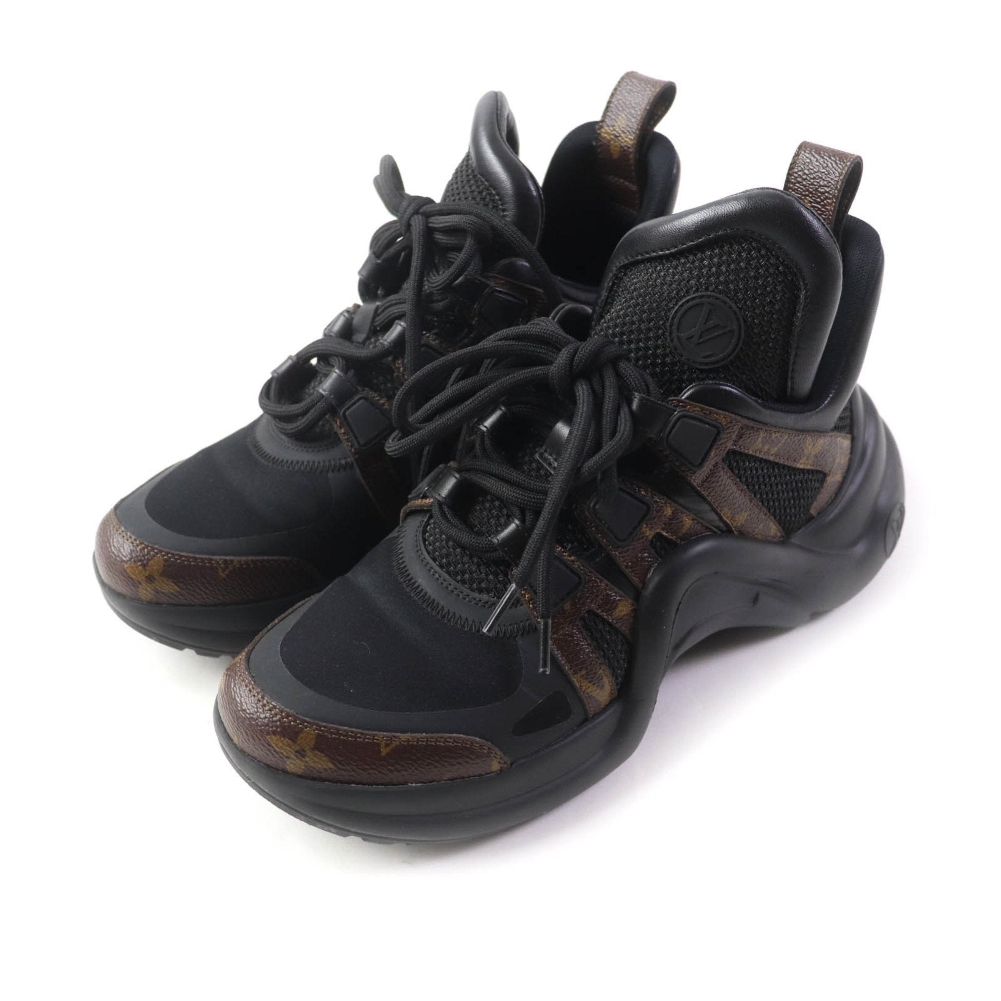 Louis Vuitton Black Sneakers (Pre-Owned)