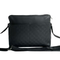 Louis Vuitton Black Leather Shoulder Bag (Pre-Owned)
