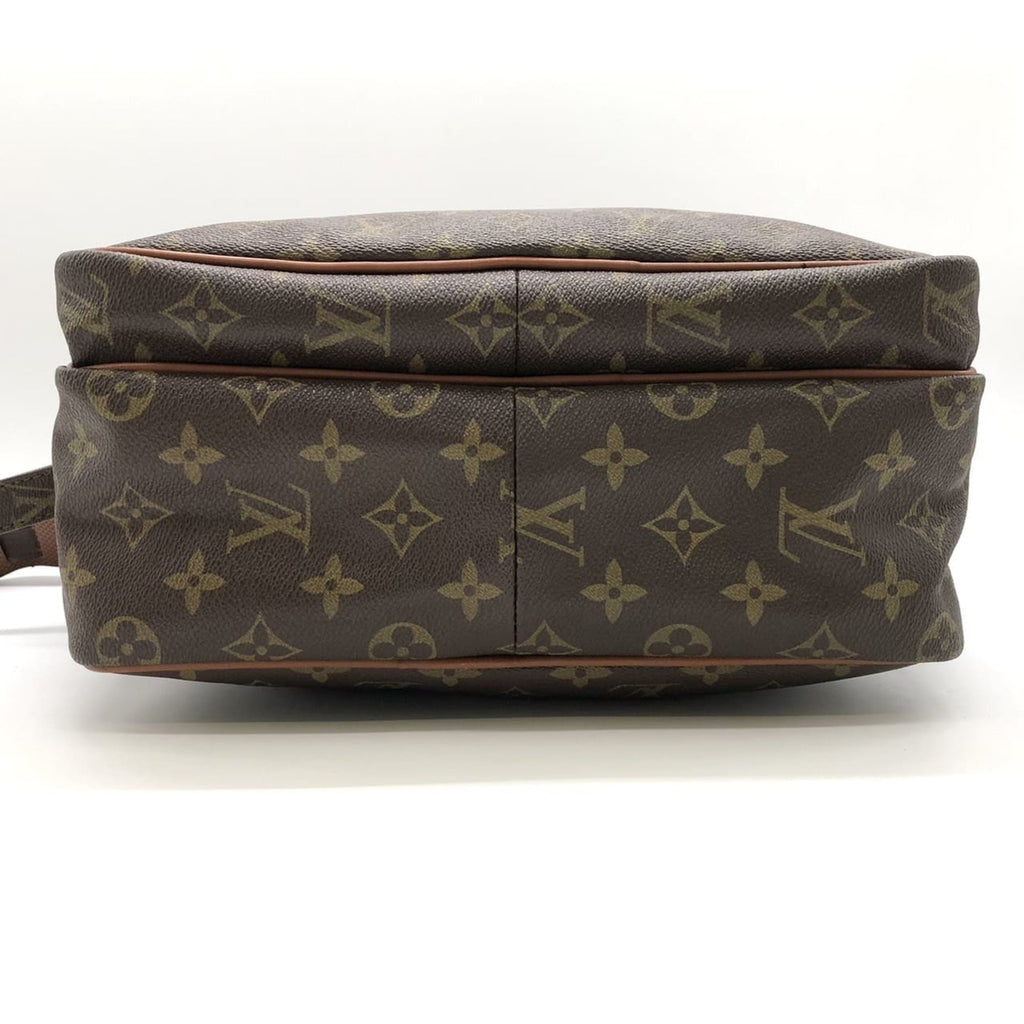 Louis Vuitton Brown Monogram Canvas Shoulder Bag (Pre-Owned)