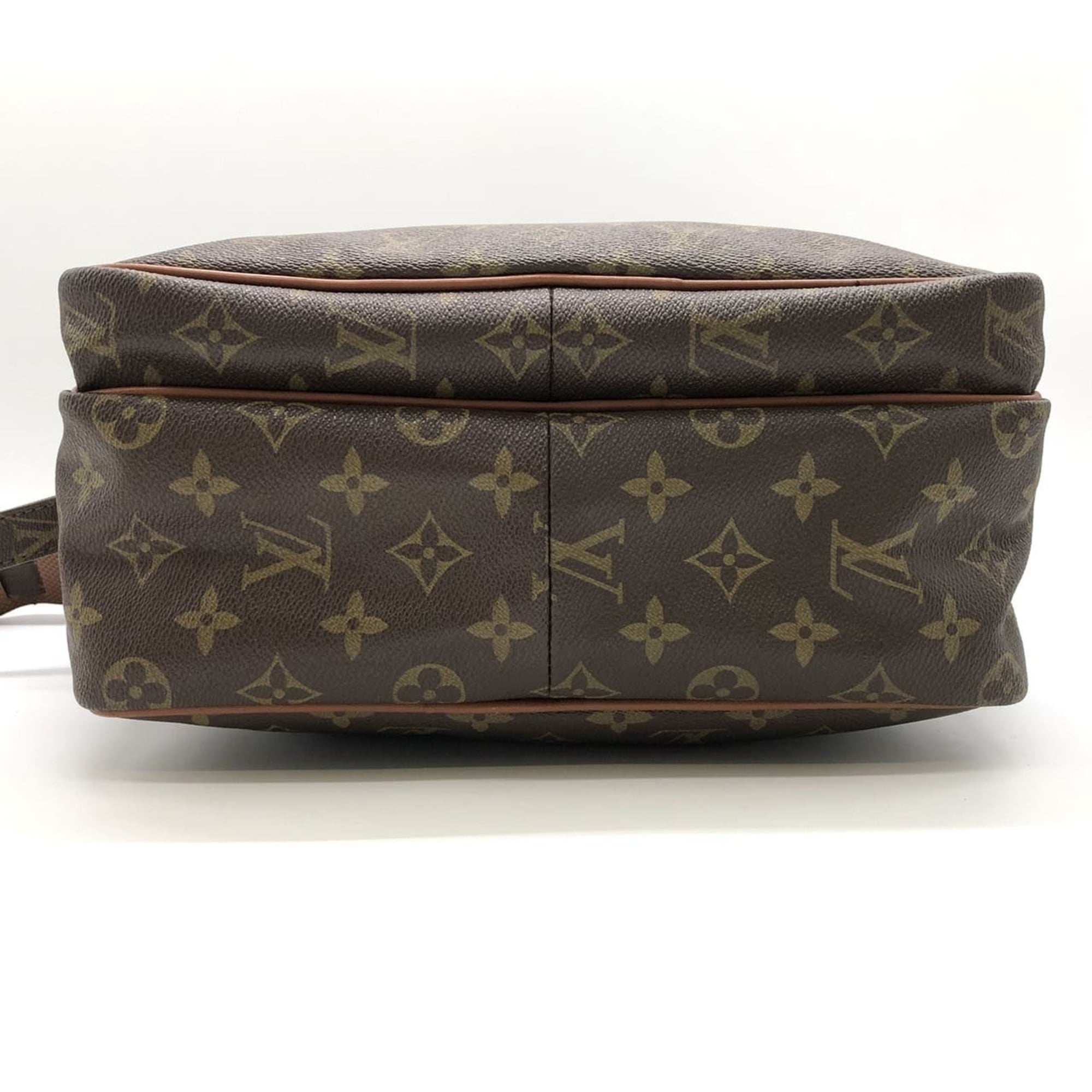 Louis Vuitton Brown Monogram Canvas Shoulder Bag (Pre-Owned)
