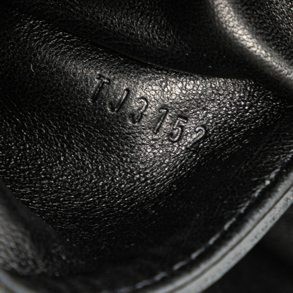 Louis Vuitton Black Noir Patent Leather Handbag (Pre-Owned)