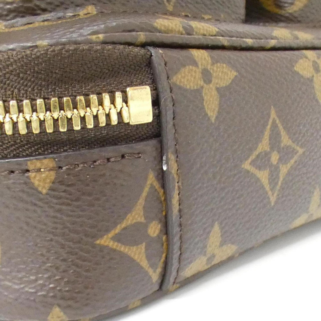 Louis Vuitton Marron Coated Canvas Shoulder Bag (Pre-Owned)
