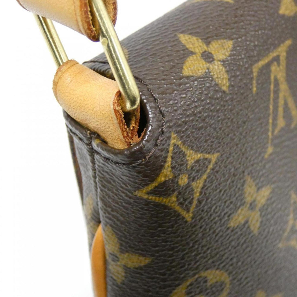Louis Vuitton Marron Coated Canvas Shoulder Bag (Pre-Owned)
