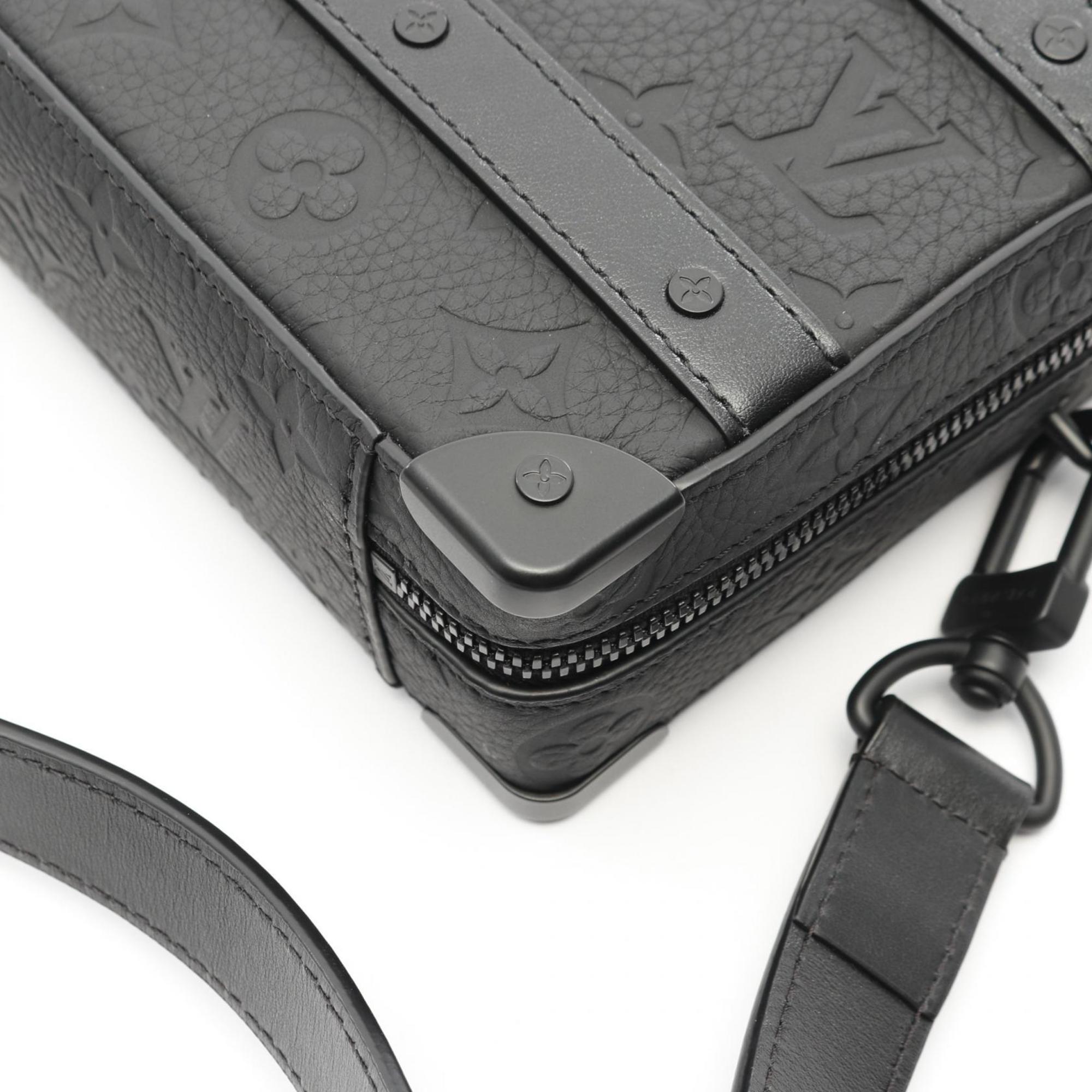 Louis Vuitton Black Leather Shoulder Bag (Pre-Owned)