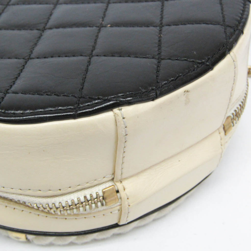 En Vogue Round Bag Crumpled Calfskin Small