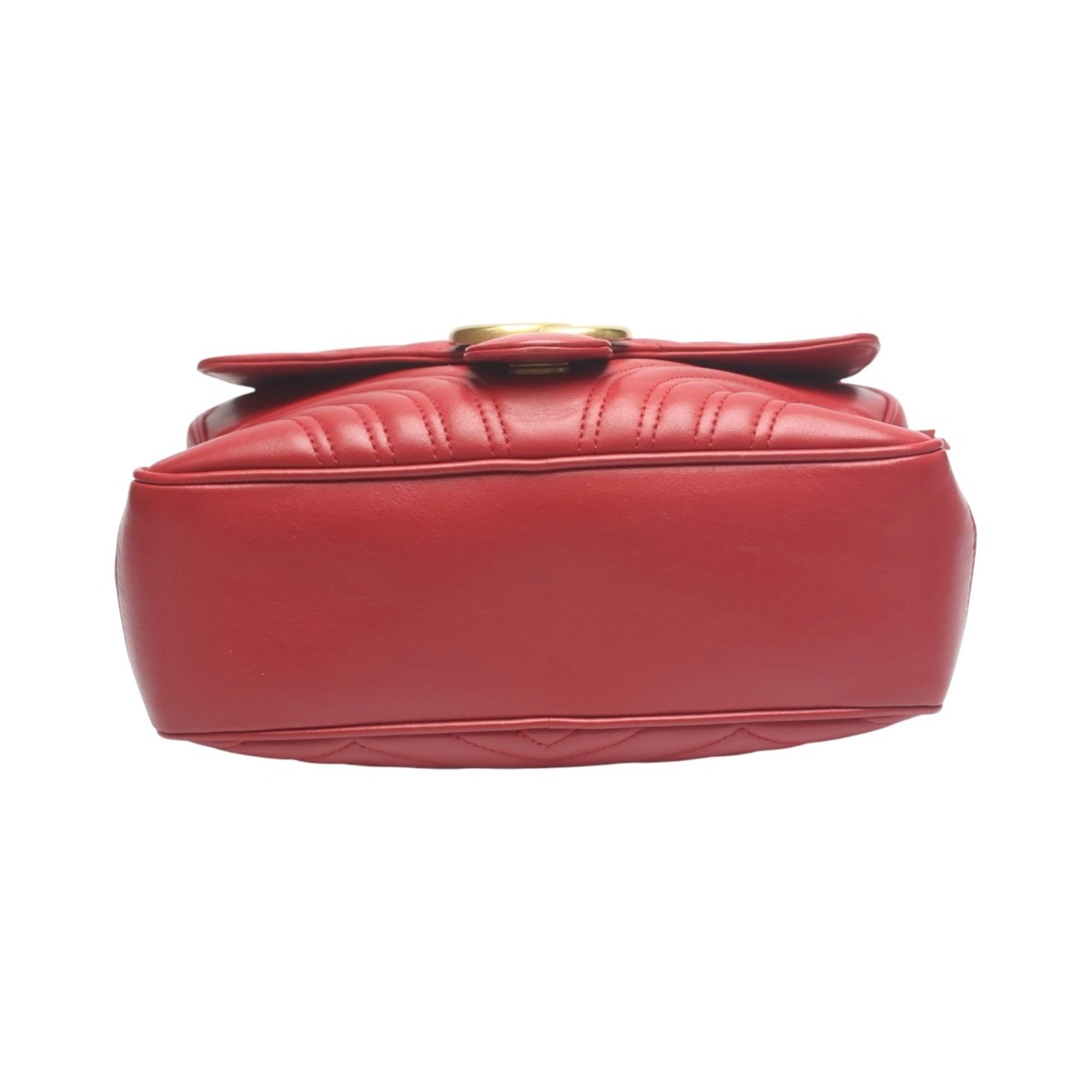 GG Marmont Zip Around Camera Bag Matelasse Leather Small