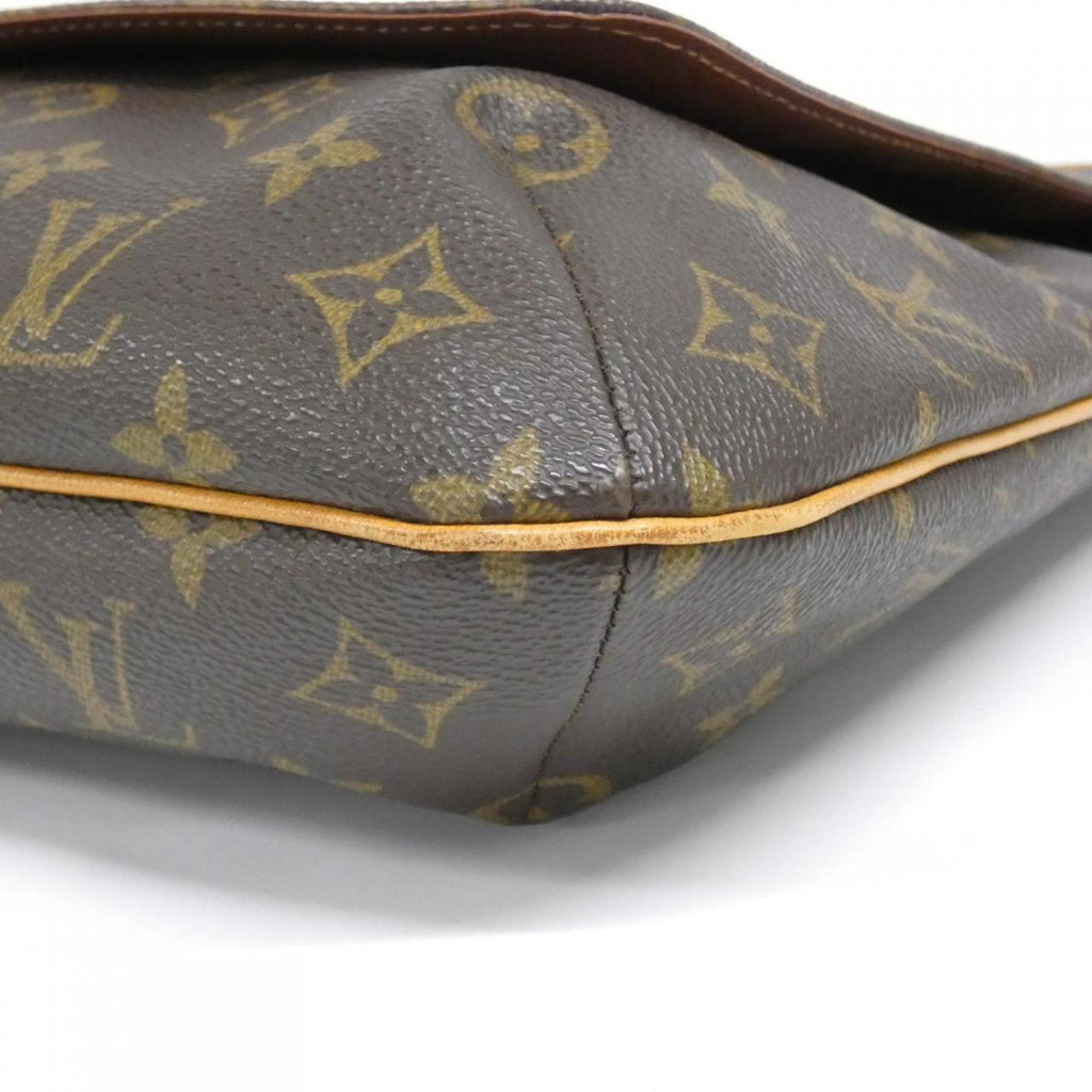 Louis Vuitton Marron Coated Canvas Shoulder Bag (Pre-Owned)
