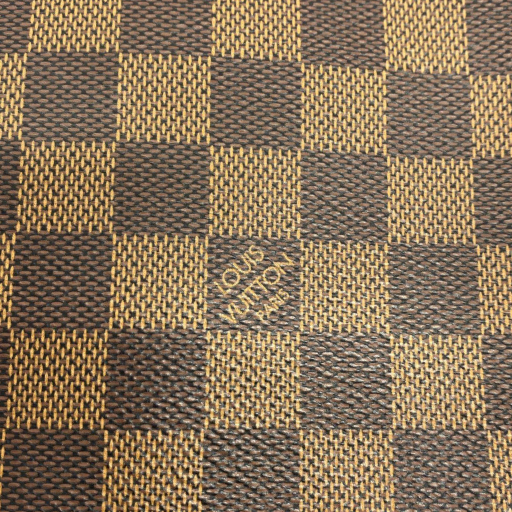Louis Vuitton Brown Coated Canvas Shoulder Bag (Pre-Owned)