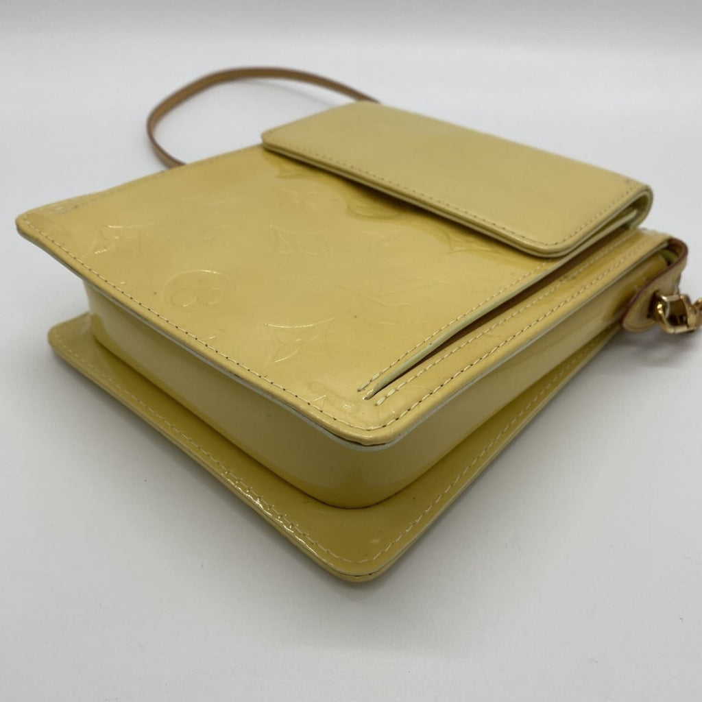 Louis Vuitton Yellow Monogram Vernis Pochette Shoulder Bag (Pre-Owned)