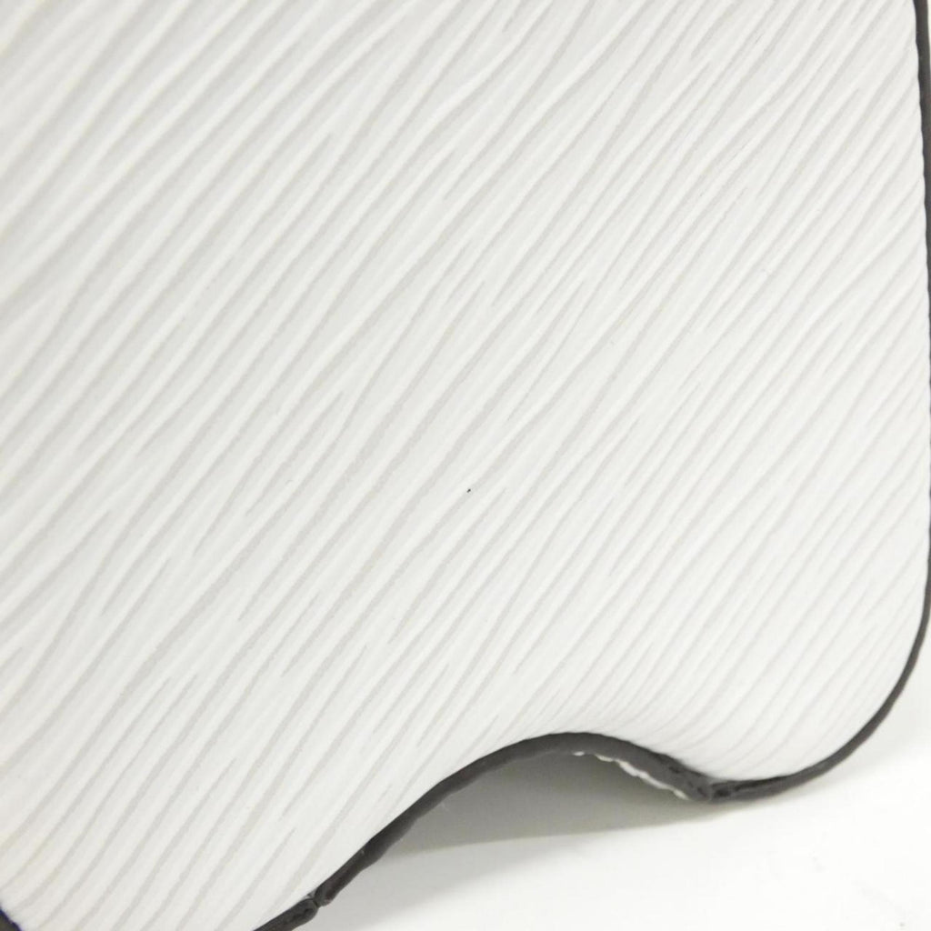 Louis Vuitton White Leather Shoulder Bag (Pre-Owned)