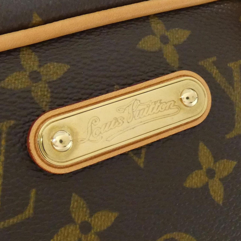 Louis Vuitton Marron Coated Canvas Shoulder Bag (Pre-Owned)