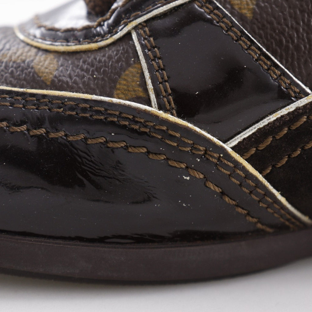 Louis Vuitton Brown Sneakers (Pre-Owned)