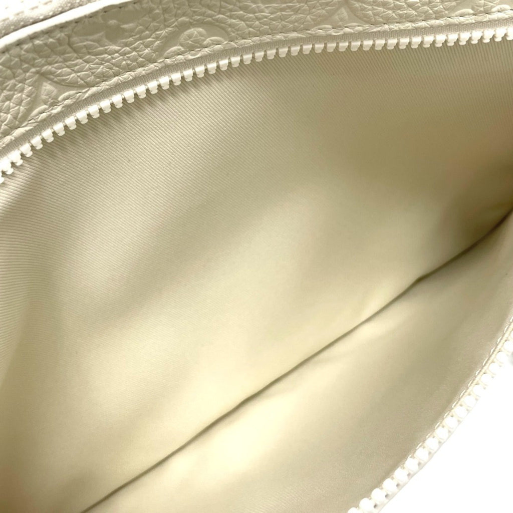 Louis Vuitton Blanc White Leather Clutch Bag Pochette (Pre-Owned)