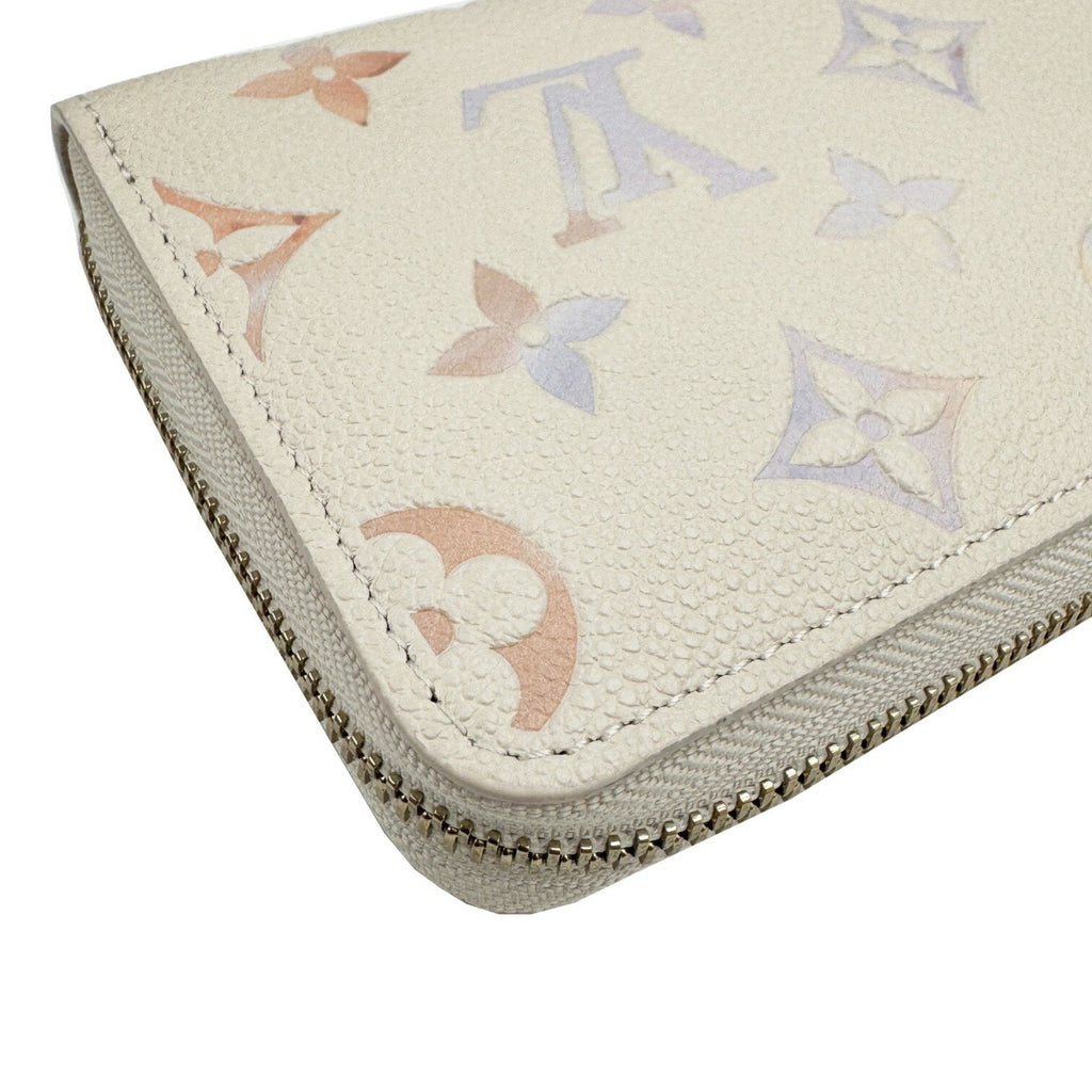 Louis Vuitton Beige Leather Long Wallet (Bi-Fold) (Pre-Owned)