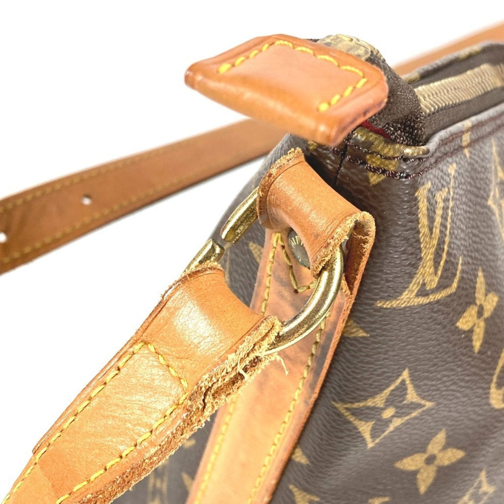 Louis Vuitton Brown Monogram Monogram Shoulder Bag (Pre-Owned)