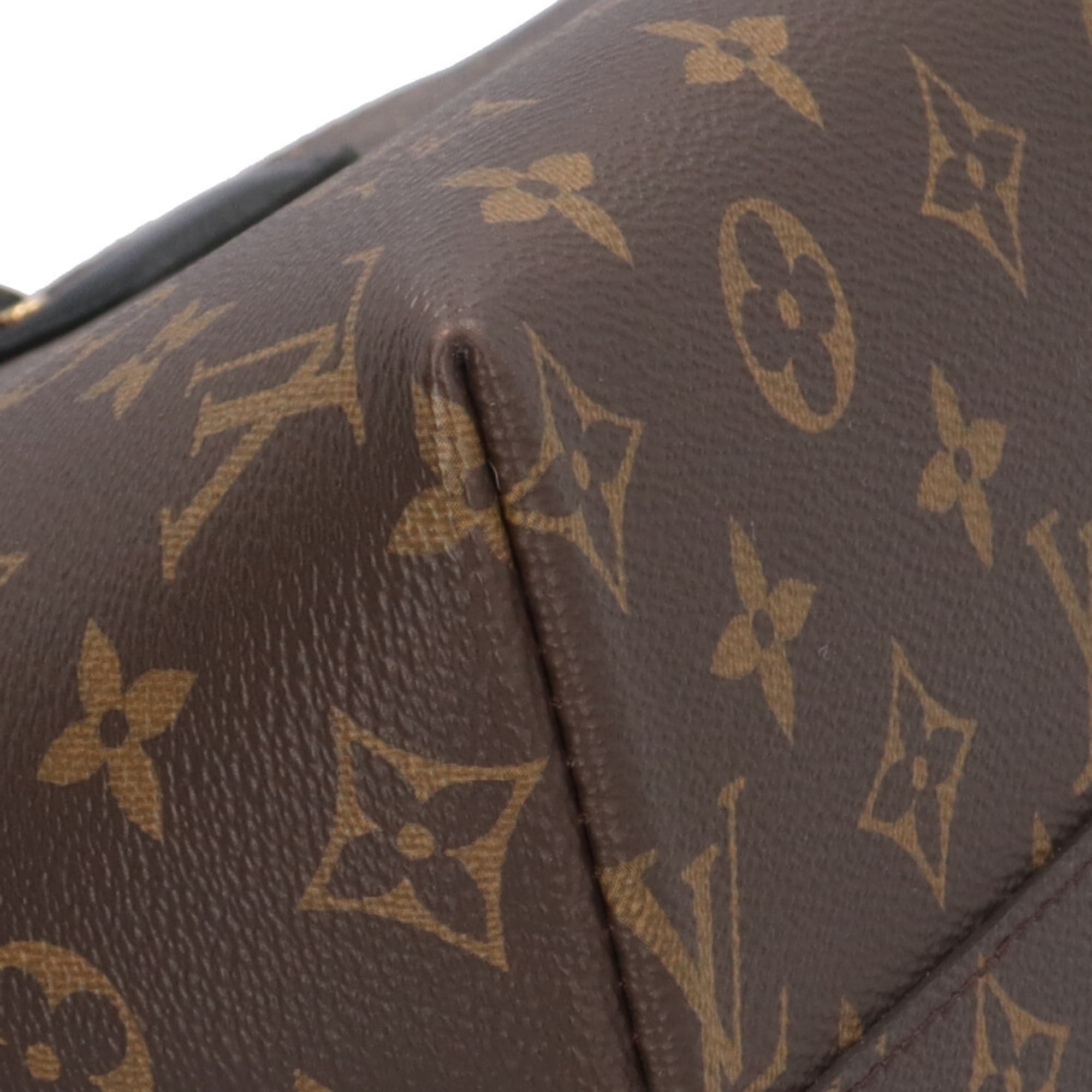 Louis Vuitton Brown Monogram Canvas Shoulder Bag (Pre-Owned)