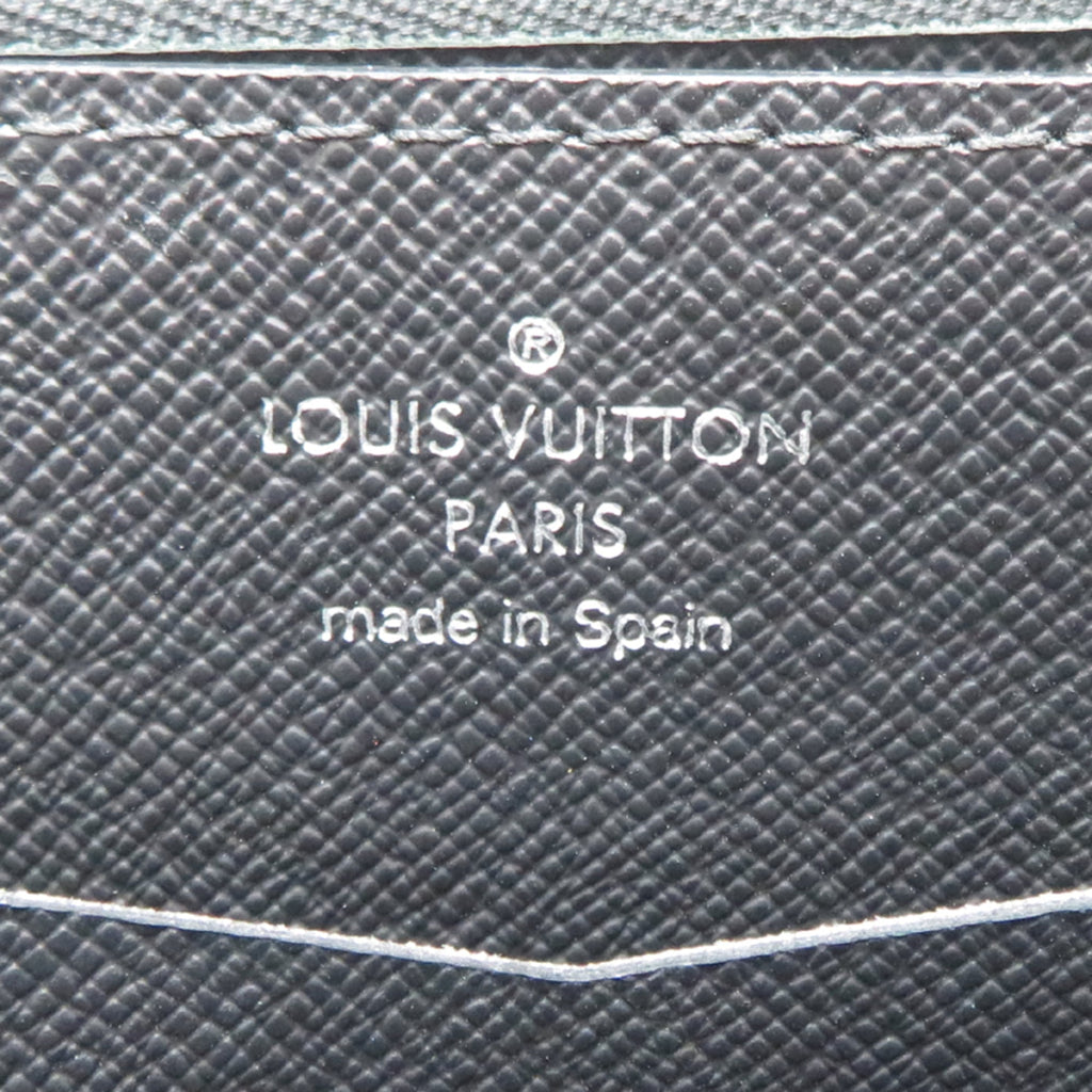 Louis Vuitton Black Monogram Eclipse Clutch Bag (Pre-Owned)