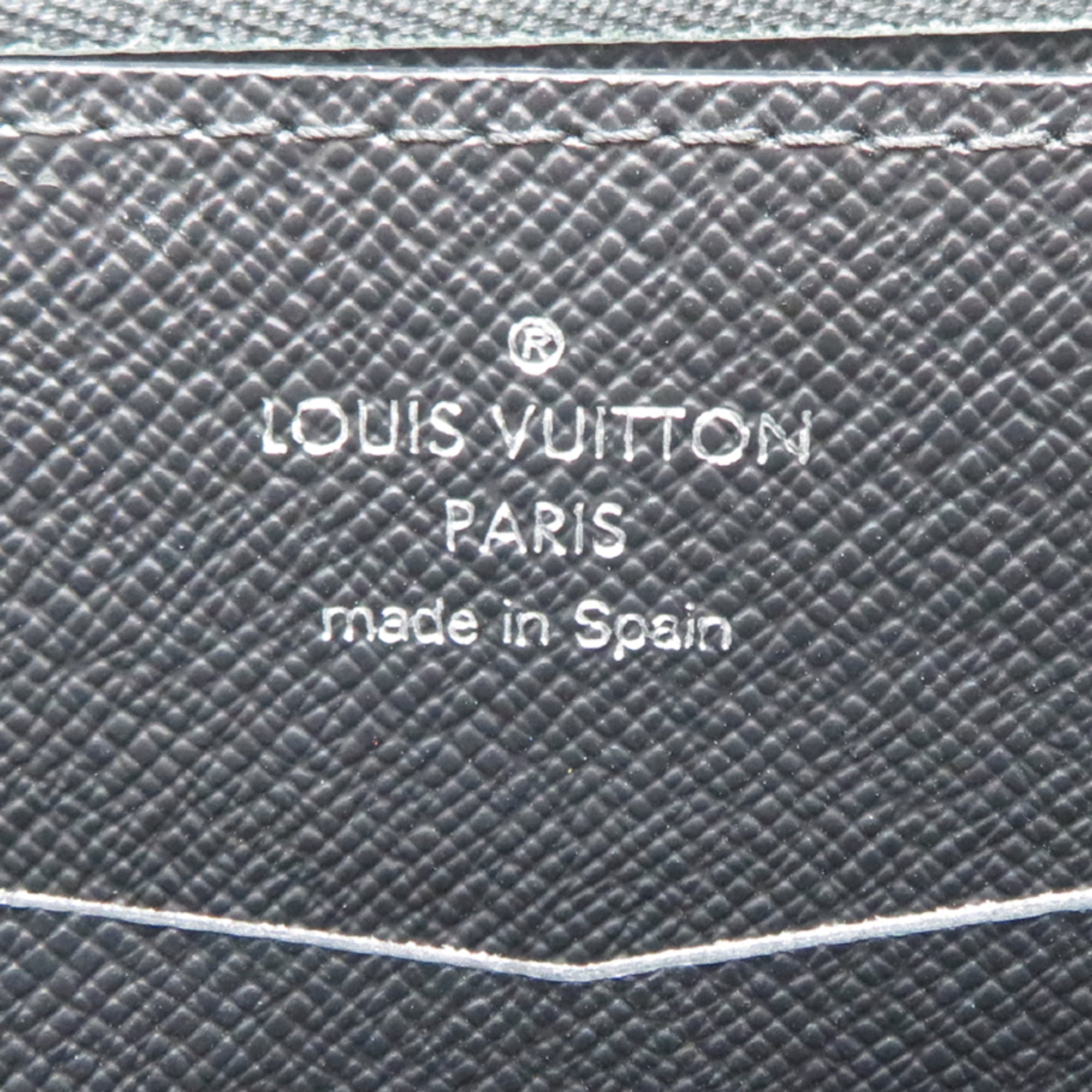 Louis Vuitton Black Monogram Eclipse Clutch Bag (Pre-Owned)