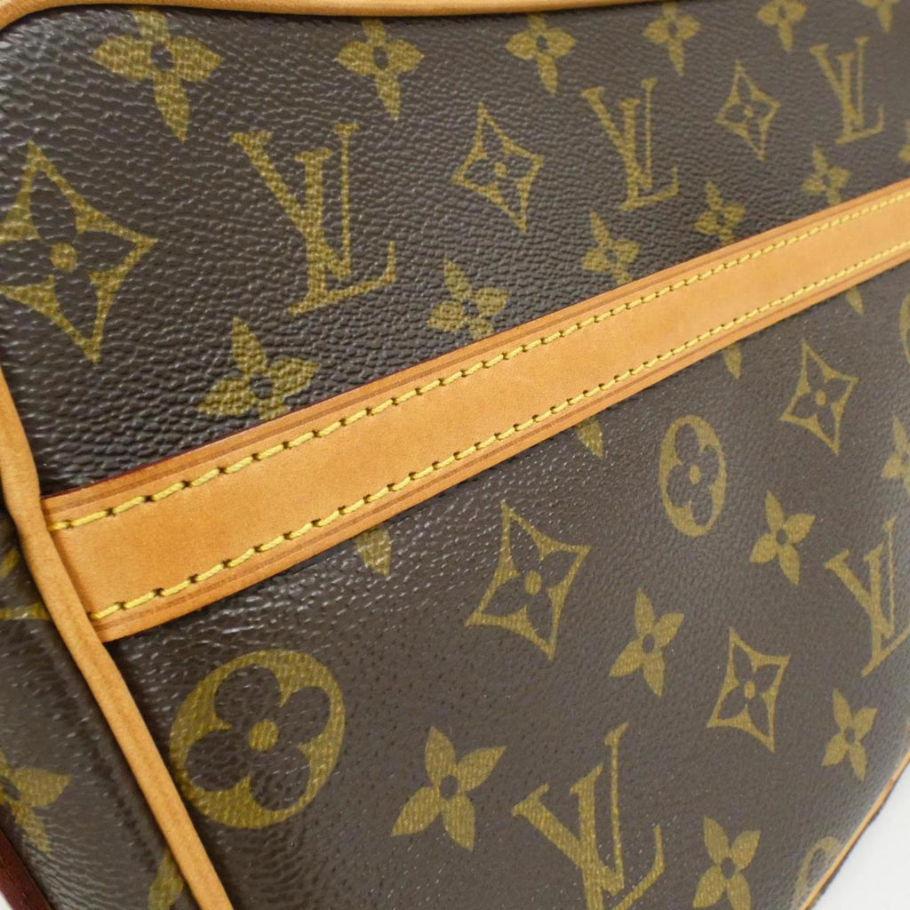 Louis Vuitton Marron Monogram Monogram Shoulder Bag (Pre-Owned)