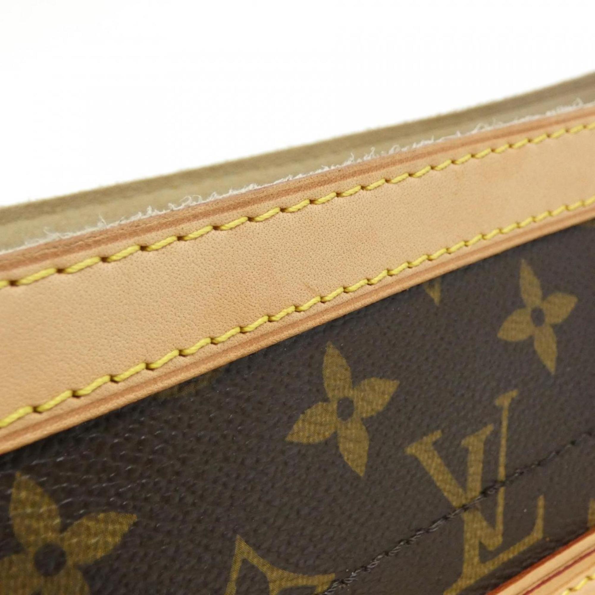 Louis Vuitton Marron Coated Canvas Shoulder Bag (Pre-Owned)