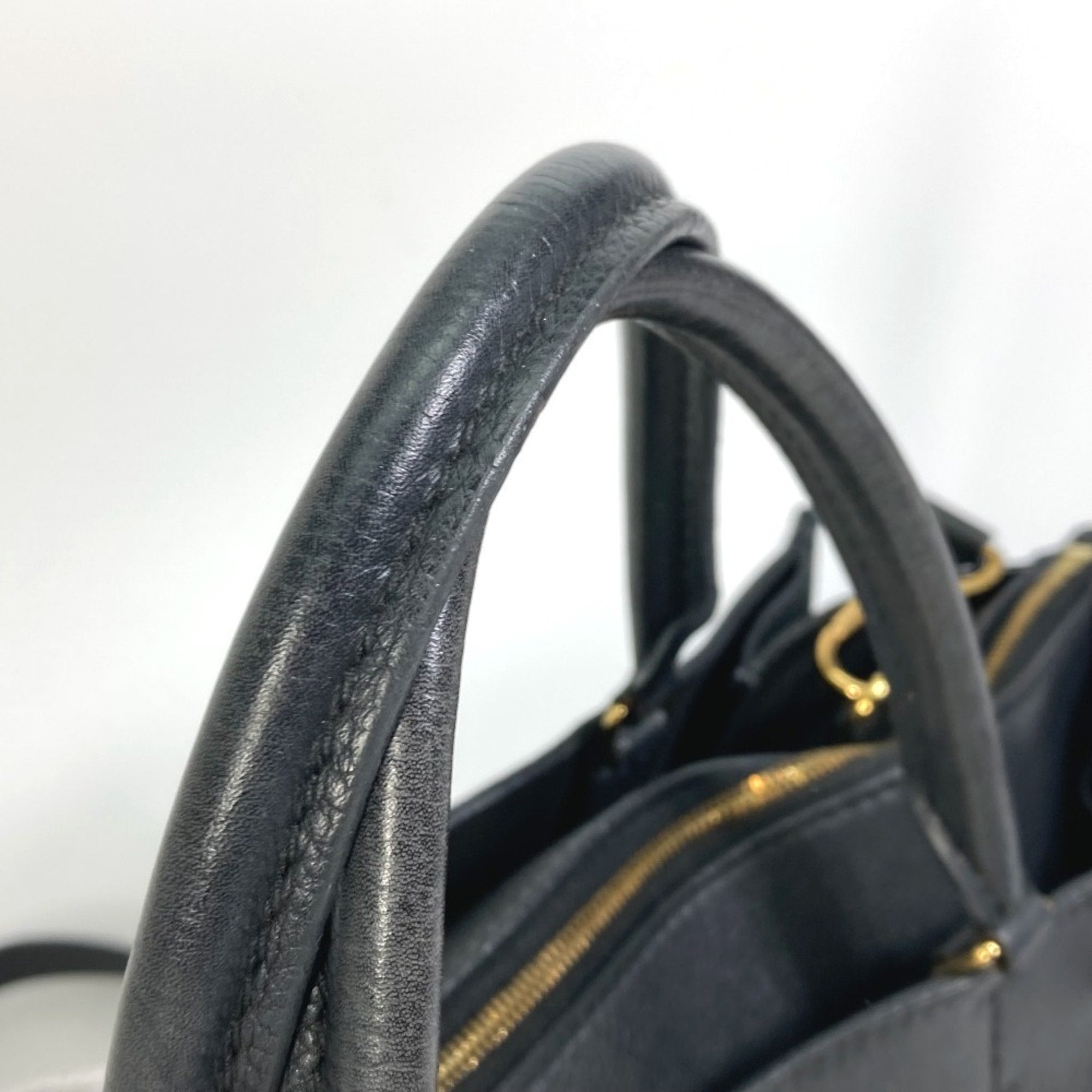 Louis Vuitton Black Leather Tote Bag (Pre-Owned)