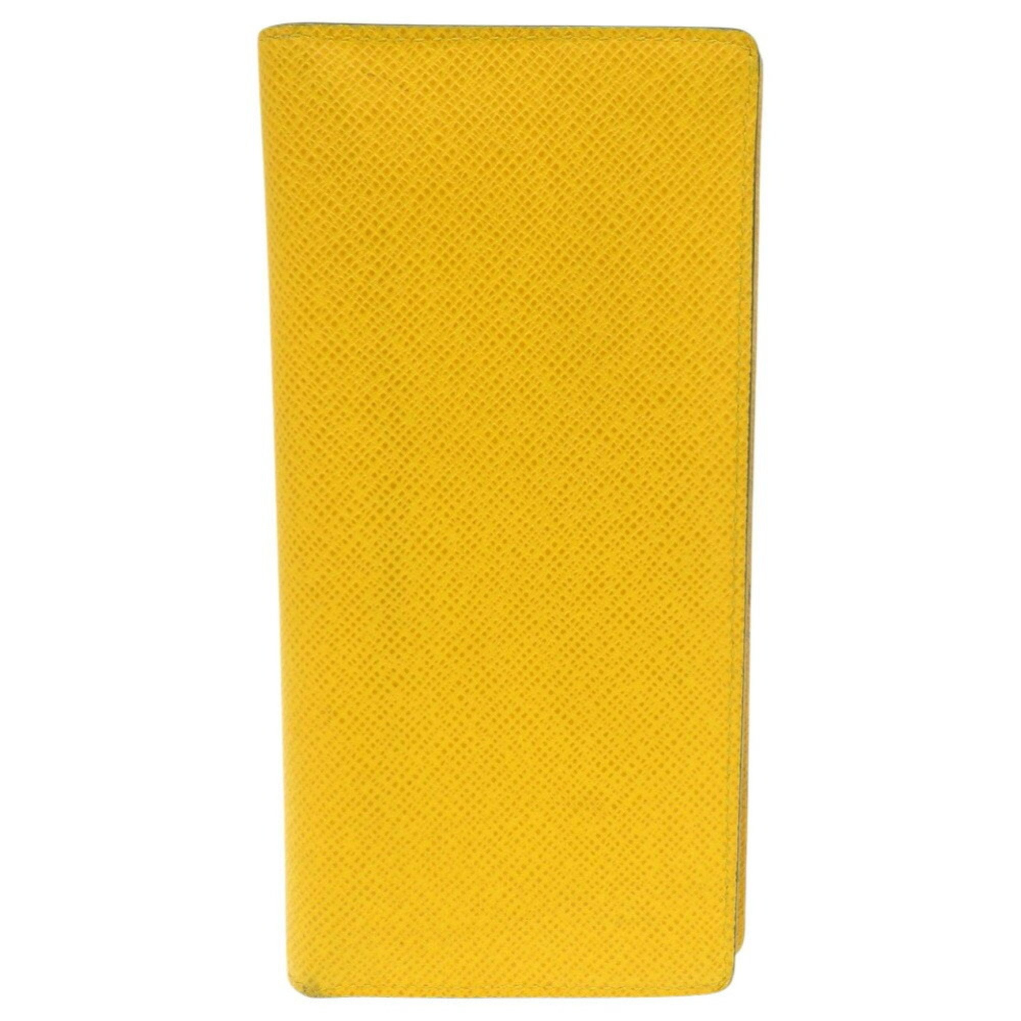 Louis Vuitton Jaune Taiga Leather Long Wallet (Bi-Fold) (Pre-Owned)