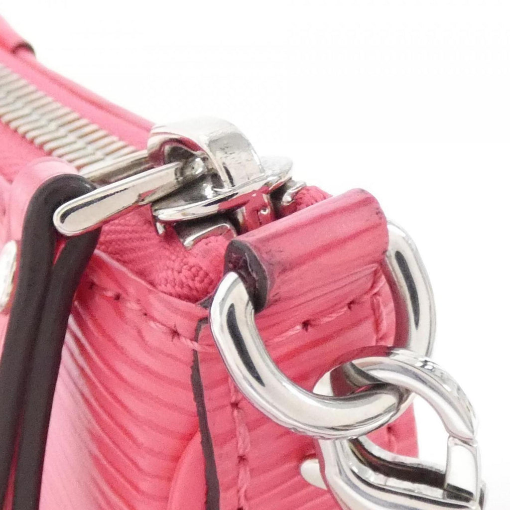 Louis Vuitton Pink Leather Pouch (Pre-Owned)