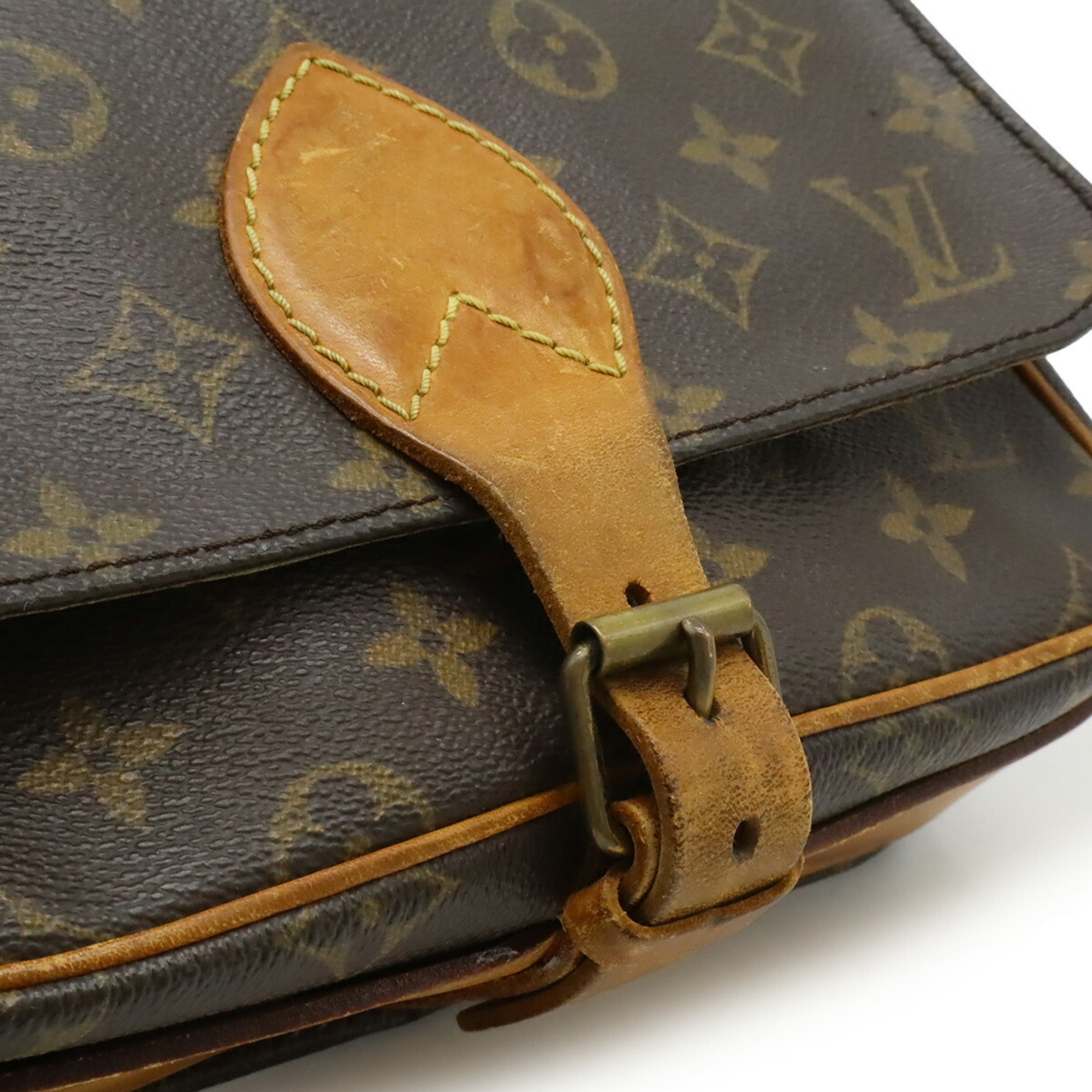 Louis Vuitton Brown Canvas Pochette Shoulder Bag (Pre-Owned)