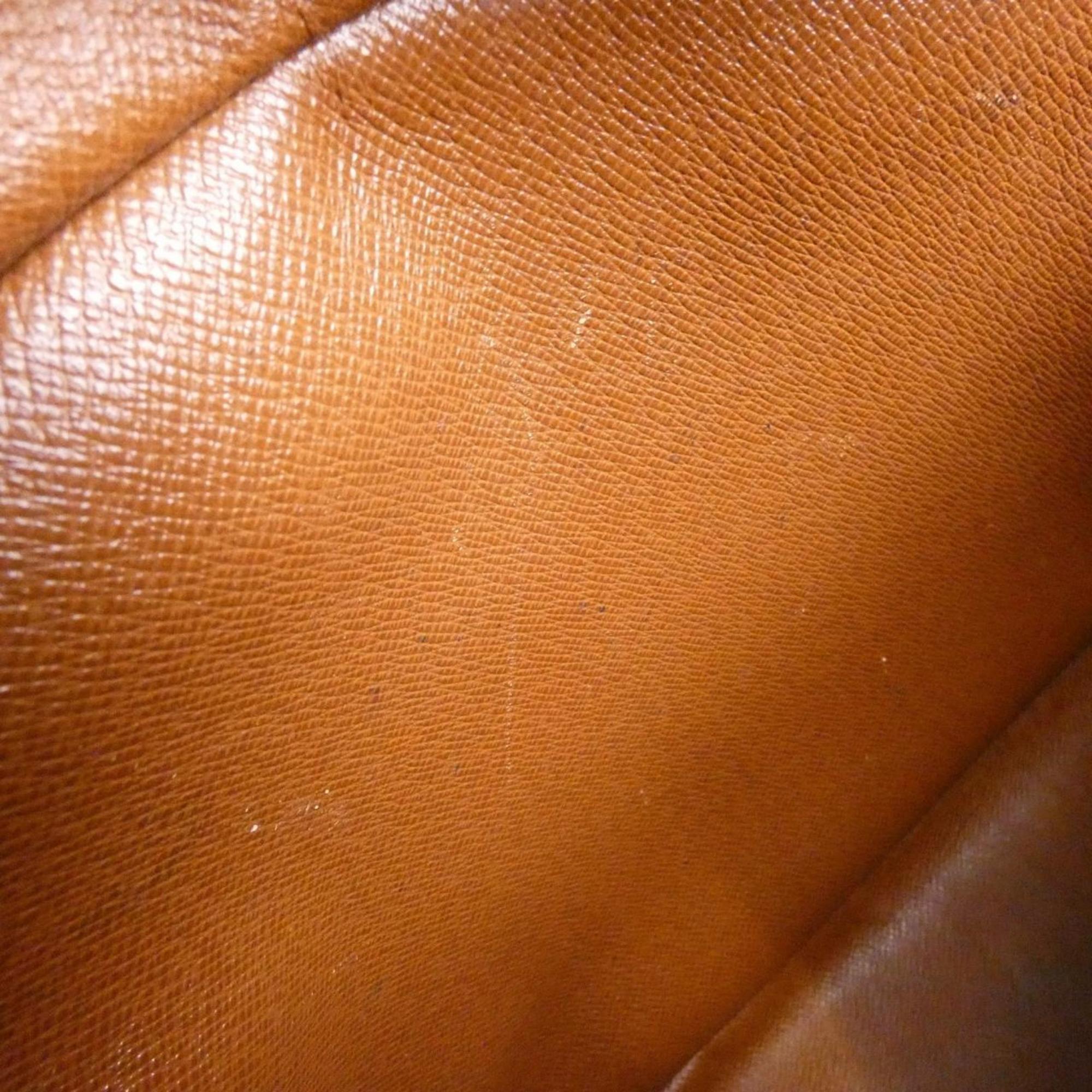 Louis Vuitton Marron Coated Canvas Shoulder Bag (Pre-Owned)