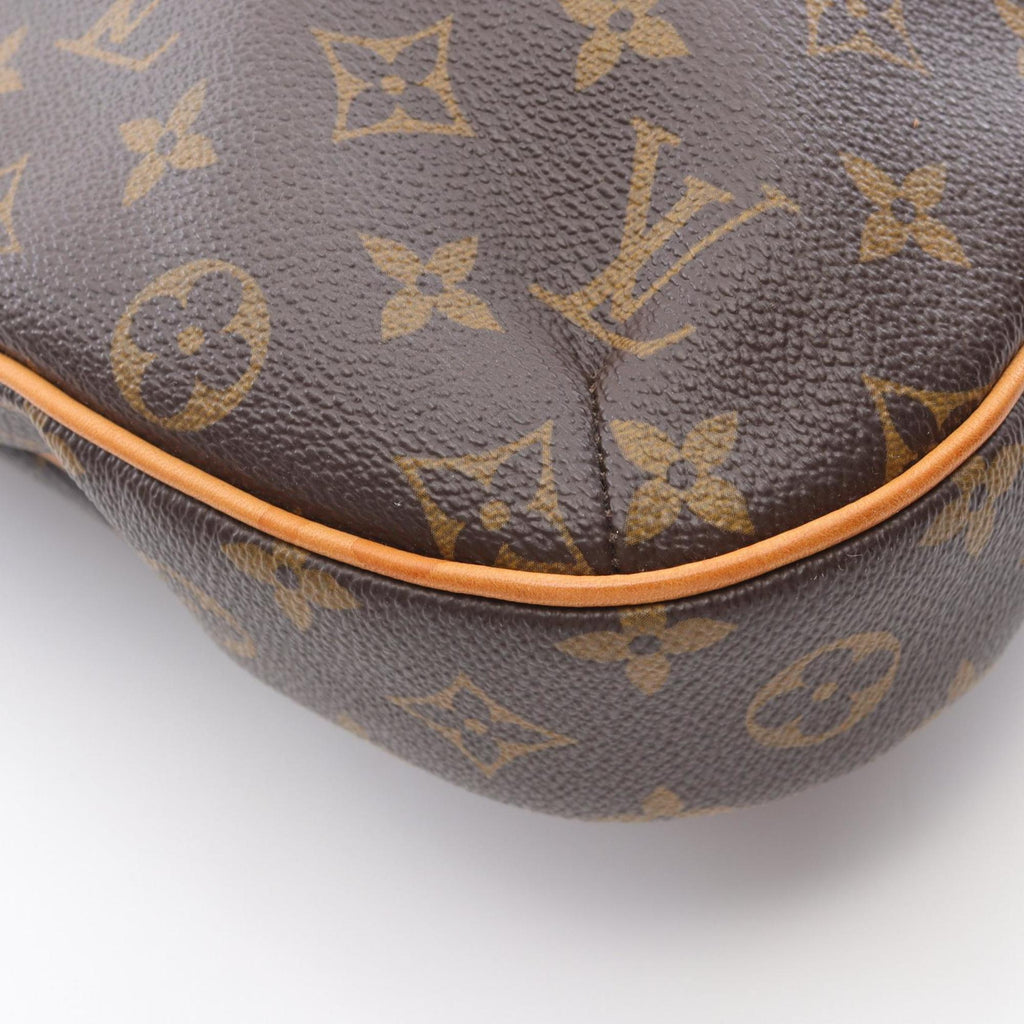 Louis Vuitton Brown Monogram Monogram Shoulder Bag (Pre-Owned)