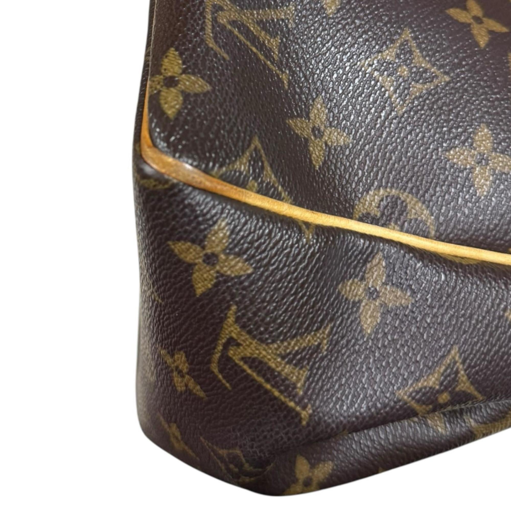 Louis Vuitton Brown Monogram Handbag (Pre-Owned)