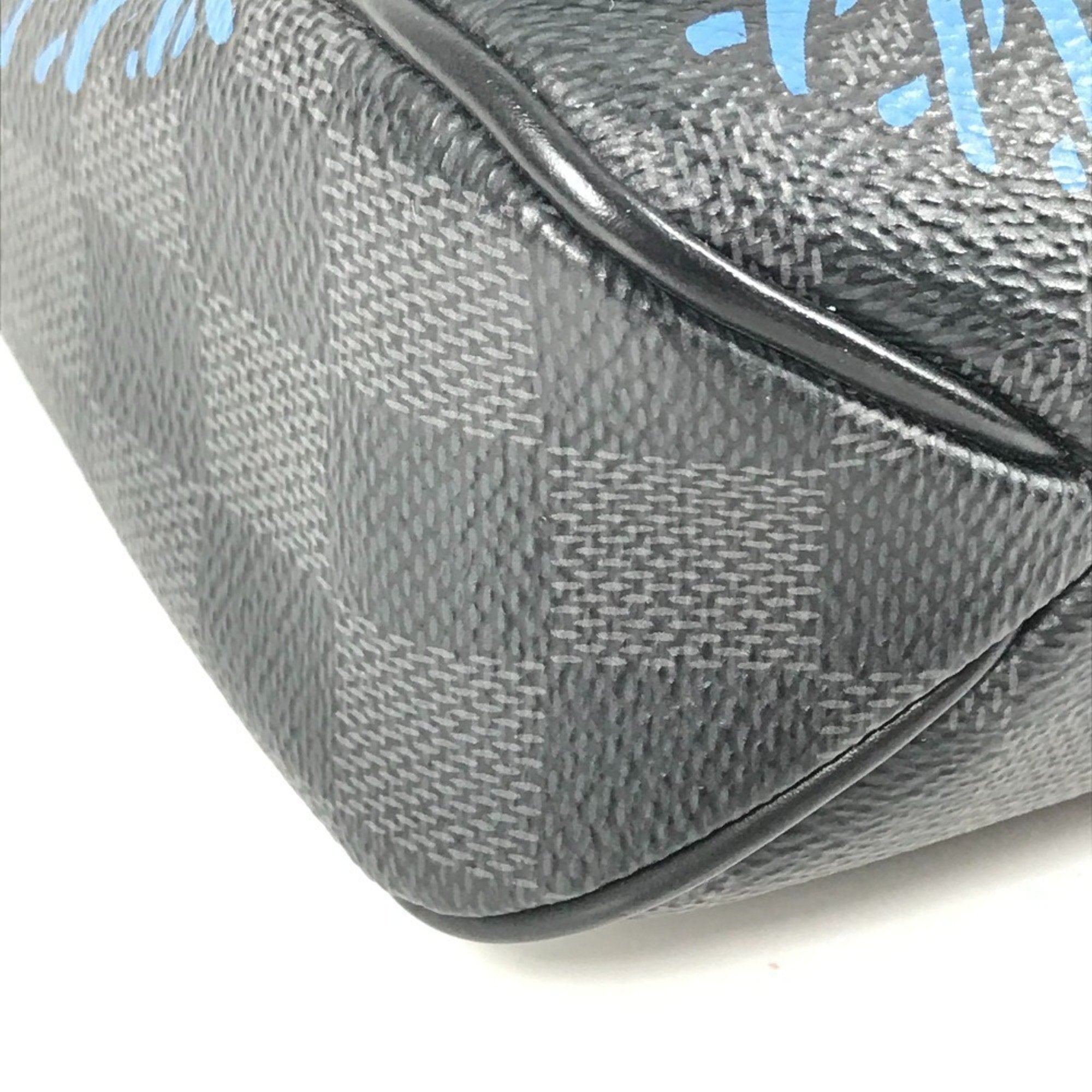 Louis Vuitton Black Blue Damier Graphite Messenger Bag Shoulder Bag (Pre-Owned)