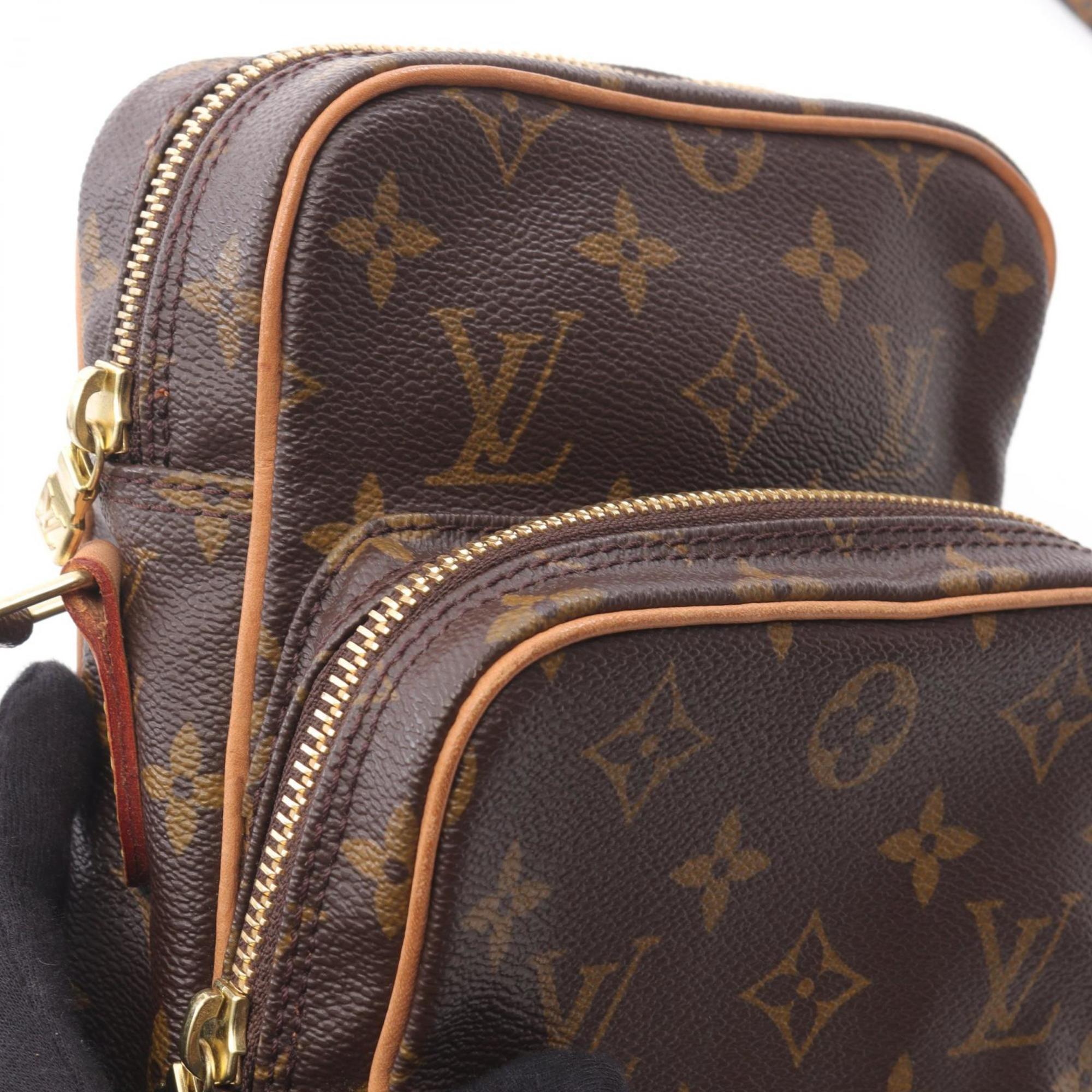 Louis Vuitton Brown Coated Canvas Pvc Leather Shoulder Bag (Pre-Owned)