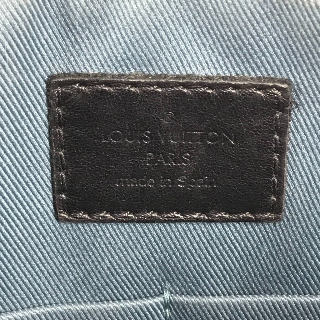 Louis Vuitton Black Damier Graphite Damier Graphite Messenger Bag Shoulder Bag (Pre-Owned)