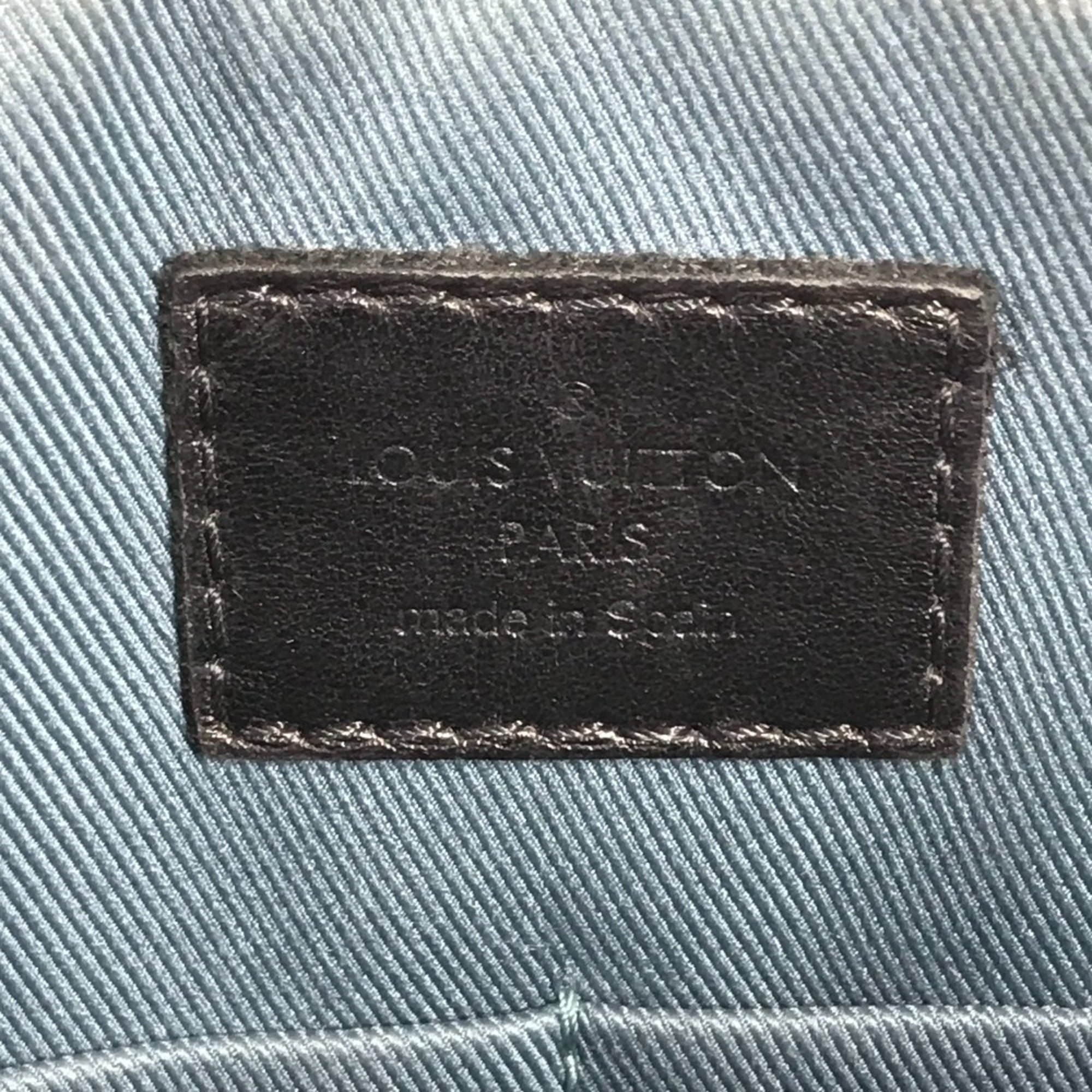 Louis Vuitton Black Damier Graphite Damier Graphite Messenger Bag Shoulder Bag (Pre-Owned)