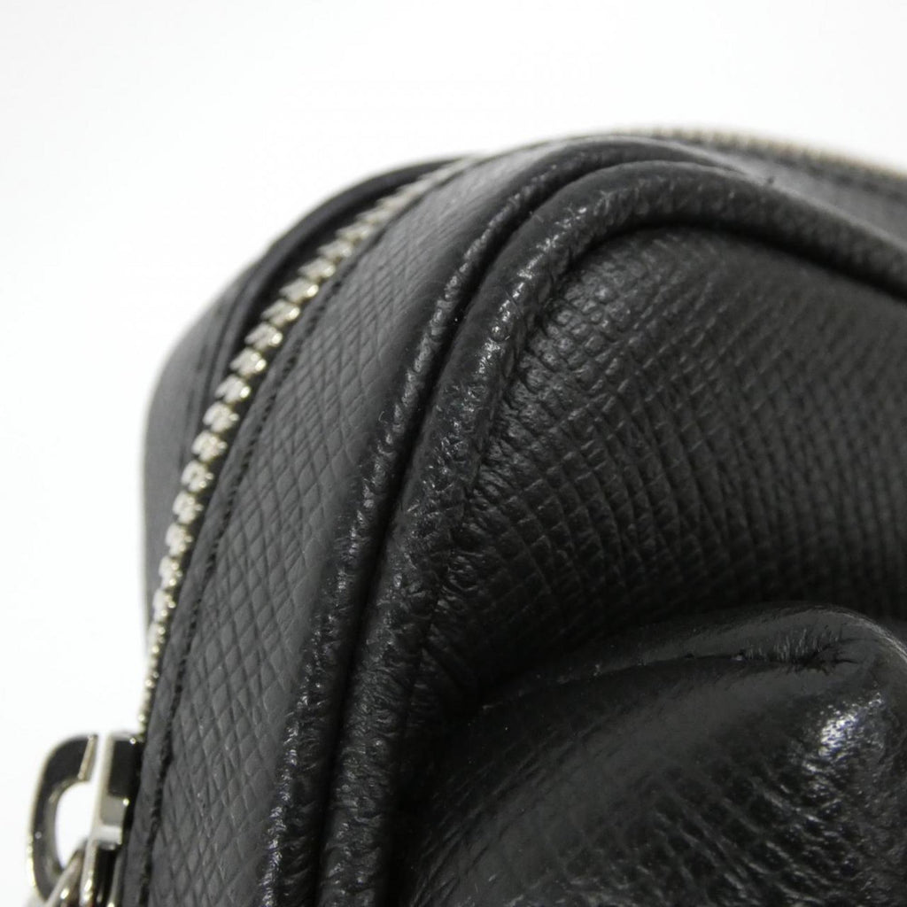 Louis Vuitton Black Leather Shoulder Bag (Pre-Owned)