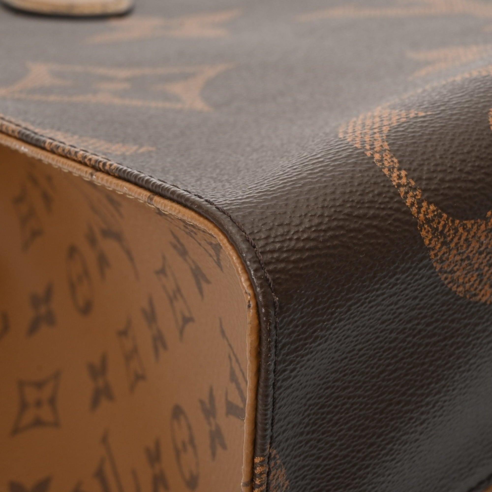 Louis Vuitton Brown Monogram Canvas Handbag (Pre-Owned)